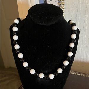 Vintage Classic Black and White Beaded Necklace - Women Jewelry